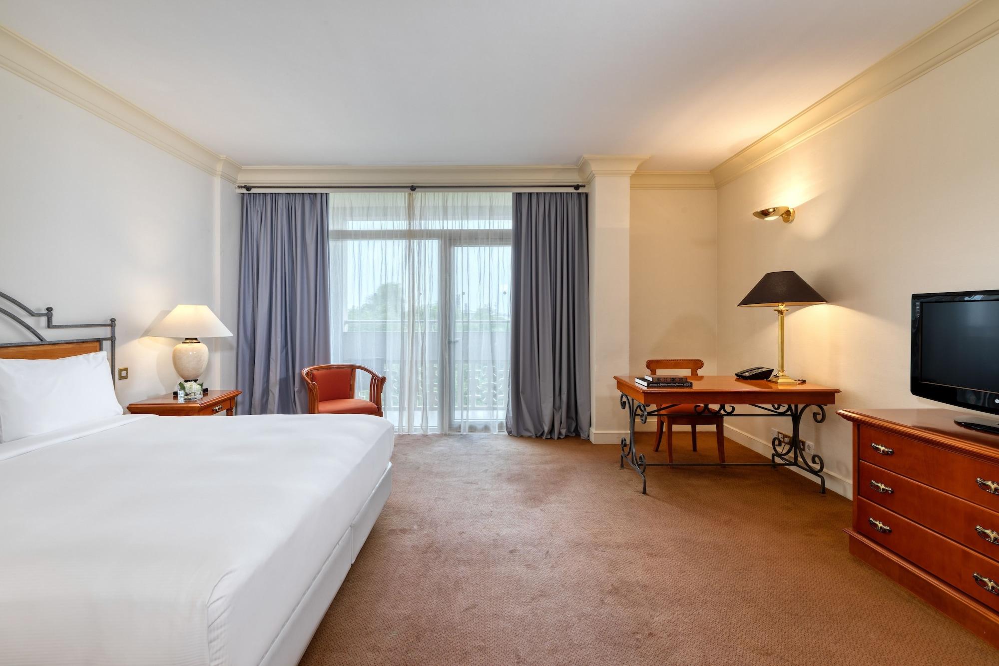 The Landmark Nicosia Room photo